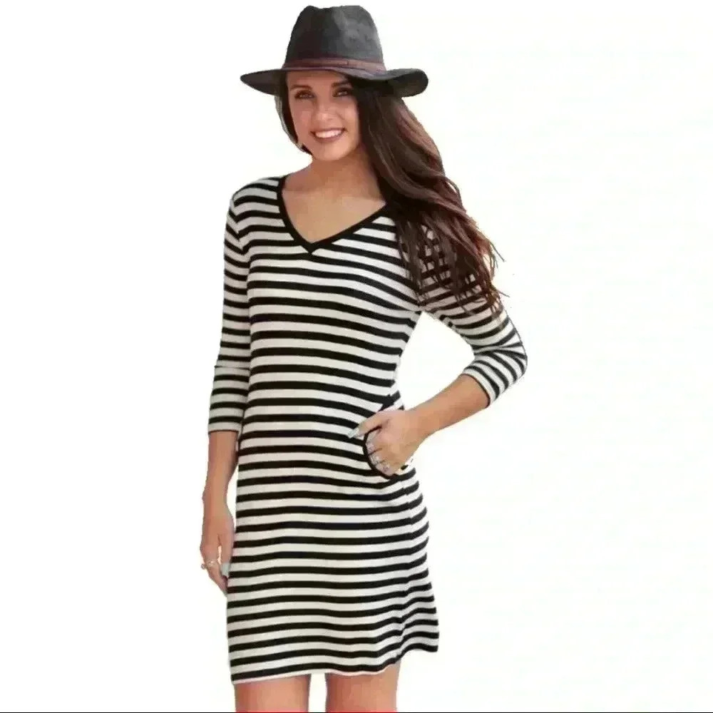 "Sophia" Black Striped Bodycon Mini Dress W POCKET